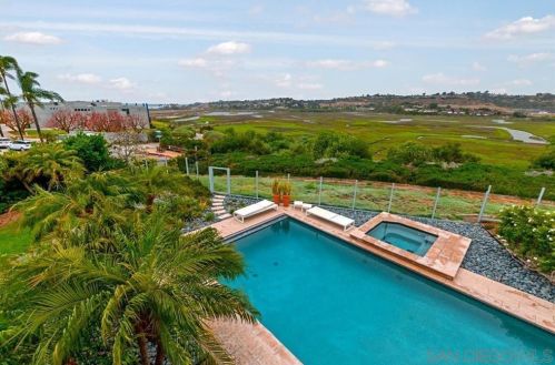 200 Gibson Pt, Solana Beach, CA 92075-4200
