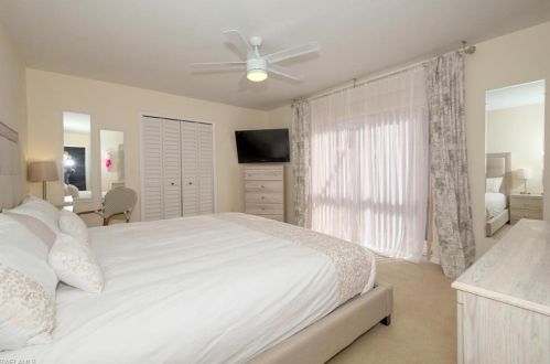 1125 47 Ter, Cape Coral FL  33904-9165 exterior