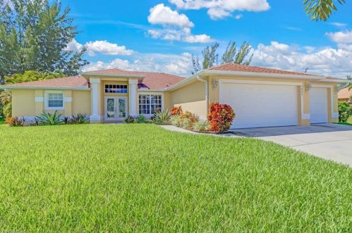 1830 14th St, Cape Coral, FL 33909-1634