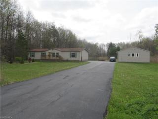 5775 Burnett Rd, Leavittsburg, OH 44430-9713