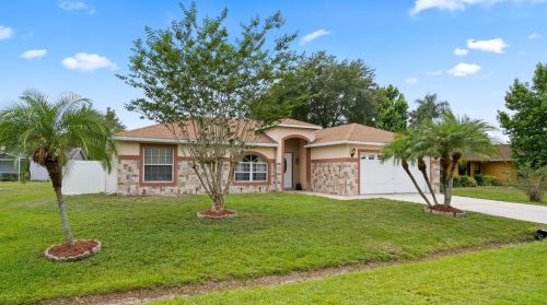 612 Heraldo Ct, Kissimmee, FL 34758-3351
