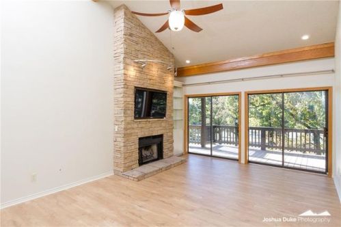 2767 Joyce Blvd, Fayetteville, AR 72703-4560