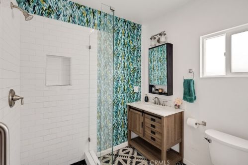 223 57th St, Long Beach CA  90805-4607 exterior