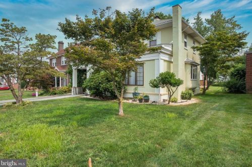 13 Beverly Pl, Wilmington, DE 19809-2901