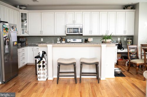 15507 Gossoms Store Ct, Haymarket VA  20169-8168 exterior