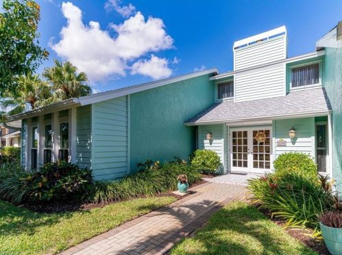 2309 Kings Lake Blvd, Naples, FL 34112-5300