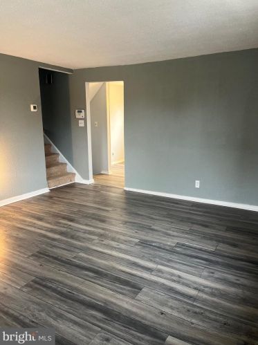 1205 Monroe Ave, Atlantic City, NJ 08401-1821