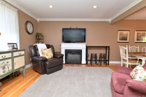 181 French St, Bristol CT  06010-5554 exterior