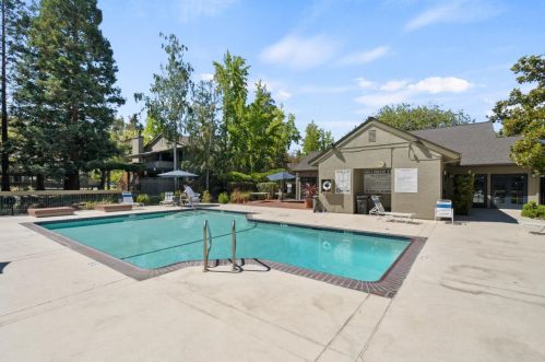 1640 La Terrace Cir, San Jose CA 95123-5316 exterior