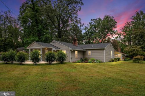 7109 Westmoreland Rd, Falls Church, VA 22042-2533