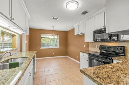 622 Land Grant Dr, Richmond TX  77406-2110 exterior