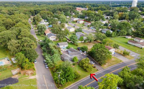 49 Cooks Bridge Rd, Jackson Twp NJ  08527-2523 exterior