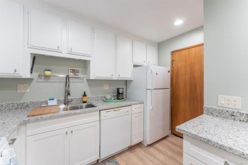 1533 Yardley St, Santa Rosa CA 95403-2397 exterior