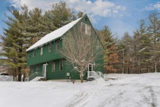 29 Norwood Rd, Salem NH  03079-5200 exterior