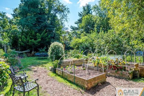 419 Middlesex Ave, Metuchen NJ 08840-1419 exterior