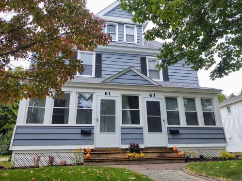 61 Lyness St, Manchester, CT 06040-4819