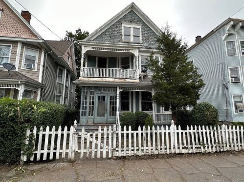 414 Wood Ave, Bridgeport, CT 06605-1444