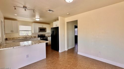 5304 6 St, Lehigh Acres FL exterior