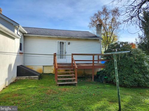 3706 Humpton Rd, Downingtown PA  19335-2126 exterior