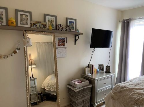 15 Olde Wagon Rd, Warwick NY  10990-4227 exterior