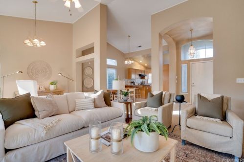 1603 Emerald Ave, Fresno, CA 93720-4237