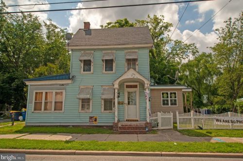 312 Washington St, Slaughter Beach, DE 19963-2815