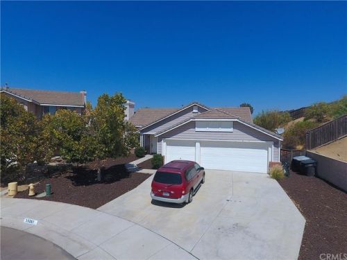 35287 Chloe Ct, Wildomar, CA 92595-7731