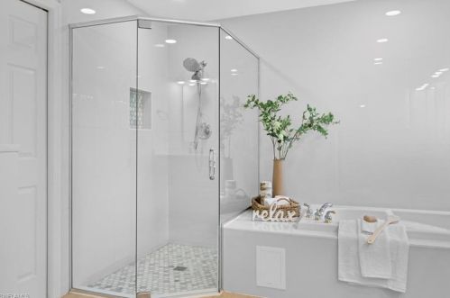 10461 Regent Cir, Naples FL  34109-1571 exterior