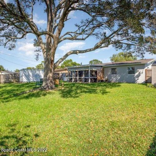1860 Cowan Dr, Titusville FL  32796-1210 exterior