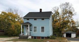 685 Main St, Belford NJ  07718-1617 exterior