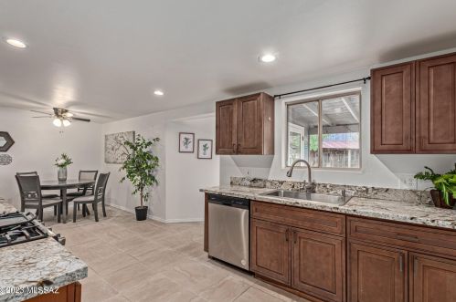 744 Camino Seco, Tucson AZ 85710-2627 exterior