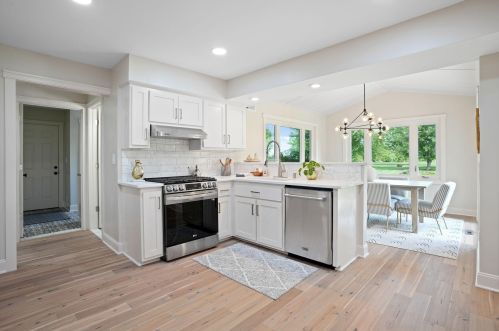12918 Bell Rd, Caledonia WI  53108-9702 exterior