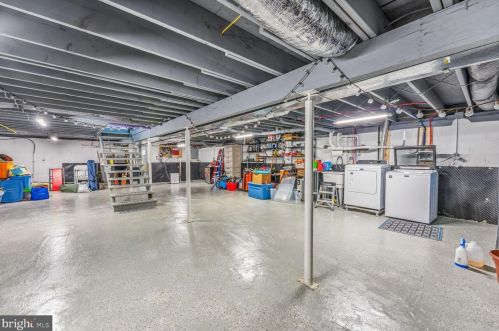 1900 Hedding Rd, Columbus NJ  08022-2067 exterior