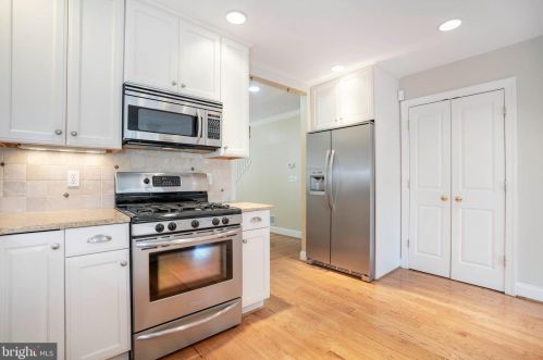 1503 Scott St, Wilmington DE  19806-2525 exterior