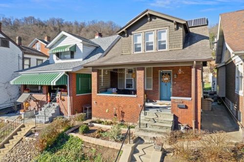 809 Long St, Pittsburgh, PA 15209-2223