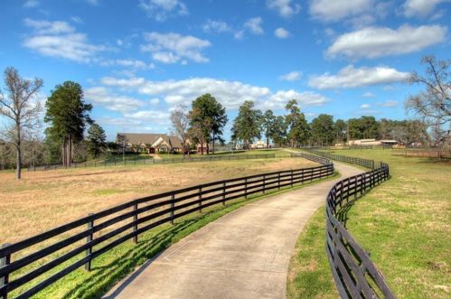 10436 League Line Rd, Conroe TX 77304-1029 exterior