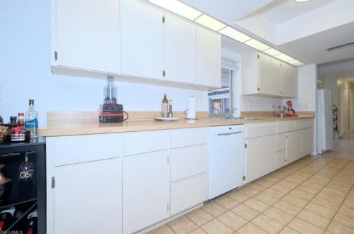 1125 47 Ter, Cape Coral FL  33904-9165 exterior