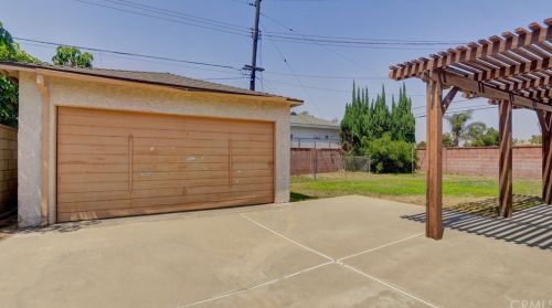 12501 Janet Ln, Garden Grove CA  92840-5633 exterior