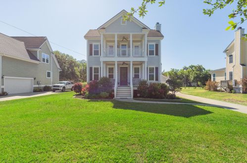 2973 Bluff Ln, Mount Pleasant SC  29466-8917 exterior