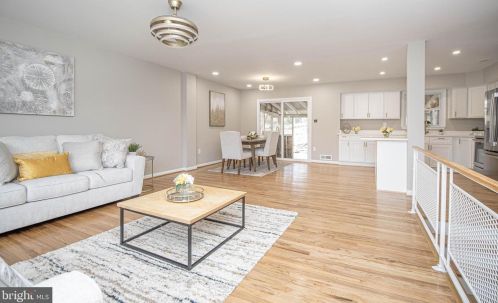 7834 Brompton St, Springfield VA  22152-1956 exterior