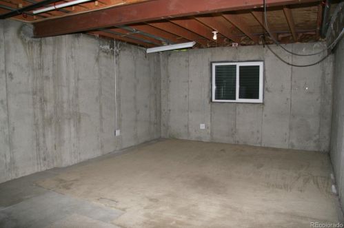 8047 Phillips Cir, Englewood CO 80112-3254 exterior