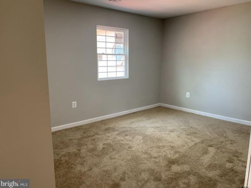 1418 Idaho St, Woodbridge VA  22191-3706 exterior