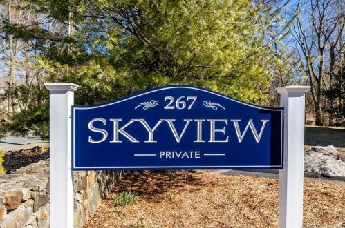 267 Cedar St, Norwalk CT  06854-1818 exterior