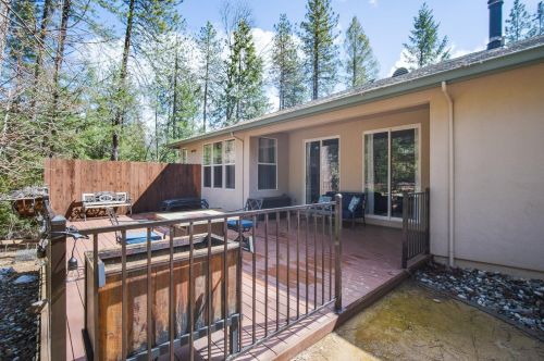 5752 Arrowhead Dr, Michigan Bluff CA  95631-9604 exterior