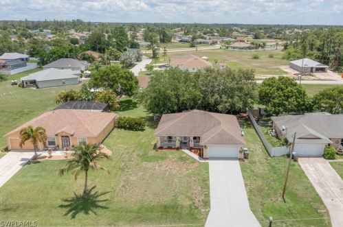 3457 11th Ave, Cape Coral, FL 33904-4208