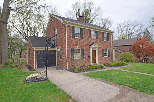 1062 Jackson Rd, Covington, KY 41011-1912