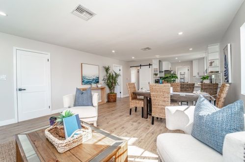 18516 Falda Ave, Torrance CA  90504-5020 exterior