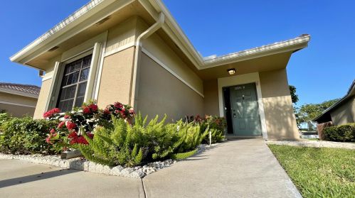 9982 Watermill Cir, Boynton Beach, FL 33437-2846