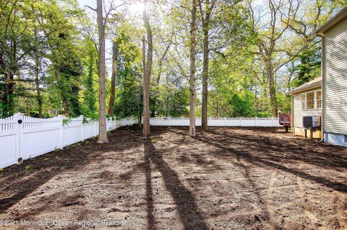 2278 Burroughs Ave, Northfield NJ  08225-1063 exterior