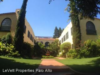 530 Webster St, Palo Alto CA  94301-2033 exterior